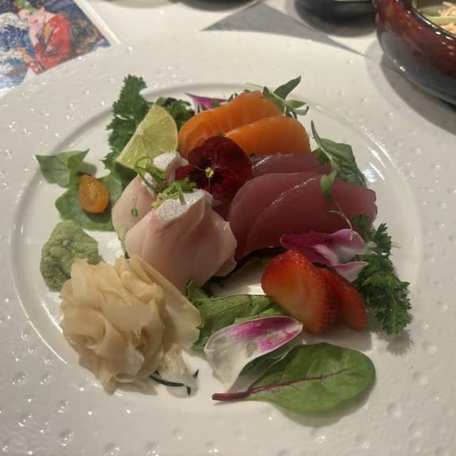Sashimi Appetizer (6 Pieces).